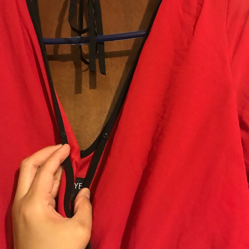 Red Dress - Picture 4 of 4